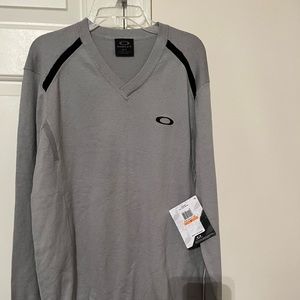 NWT Oakley sweater size S